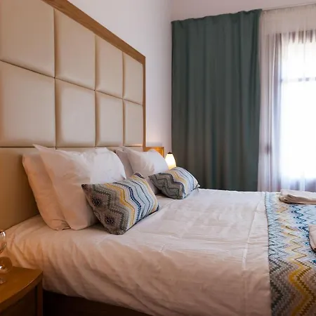 Pallazzo Fortezza * 罗希姆诺